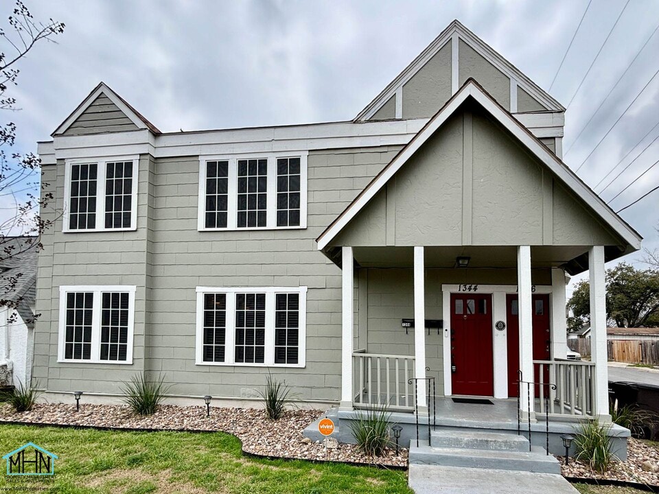 1344 Fulton Ave in San Antonio, TX - Building Photo