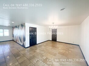 6827 E Vernon Ave in Scottsdale, AZ - Building Photo - Building Photo