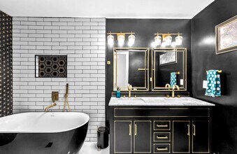 9101 La Salle Ave in Los Angeles, CA - Building Photo - Building Photo