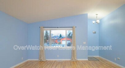 7900 Kiana Cir in Anchorage, AK - Building Photo - Building Photo