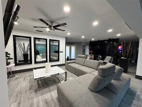 11240 NW 43rd St in Coral Springs, FL - Building Photo - Building Photo