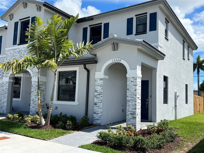 13364 SW 287th Ter in Homestead, FL - Foto de edificio - Building Photo