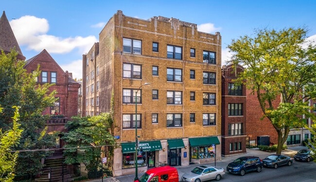711 W Belmont Ave, Unit 504