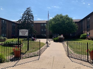 The Heartland Affordable Senior Housing in Peoria, IL - Building Photo - Building Photo