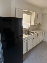 2718 Emerald Dr in Jackson, MS - Building Photo - Building Photo