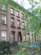 24 2nd Pl in Brooklyn, NY - Building Photo - Building Photo