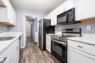 4289 Berkshire Dr in Sterling Heights, MI - Building Photo - Building Photo