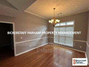 8061 Garrett Pines Dr in Columbus, GA - Building Photo - Building Photo