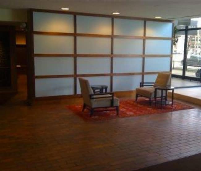 5445 N Sheridan Rd in Chicago, IL - Building Photo - Building Photo