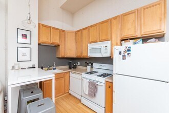 400 W Ontario St in Chicago, IL - Foto de edificio - Building Photo