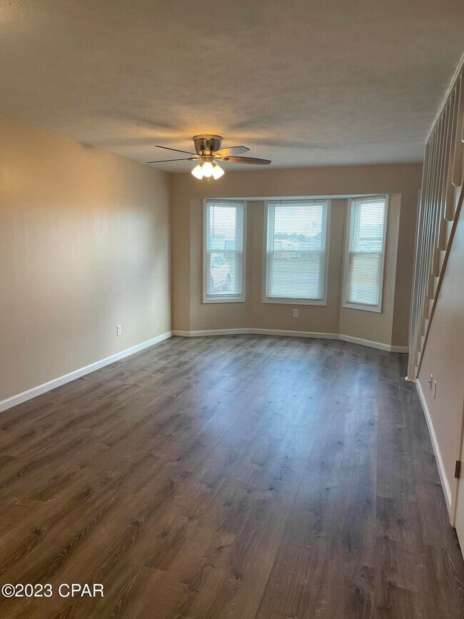 285 Sukoshi Dr, Unit A in Panama City, FL - Building Photo - Building Photo