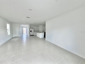 2142 Chris Dr in Winter Haven, FL - Building Photo - Building Photo