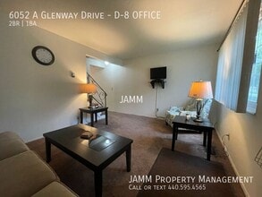 6052 Glenway Dr in Brook Park, OH - Building Photo - Building Photo