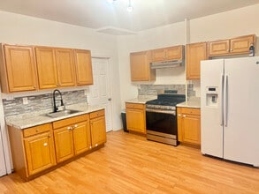 449 New Market St in Wilkes-Barre, PA - Building Photo - Building Photo