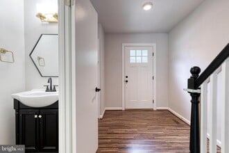 1669 Yorktown Ct in Crofton, MD - Building Photo - Building Photo
