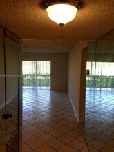 6300 S Falls Cir Dr in Lauderhill, FL - Building Photo - Building Photo