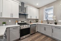 5531 Whitby Ave photo'