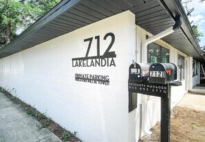 712 Angelina Ln in Lakeland, FL - Building Photo