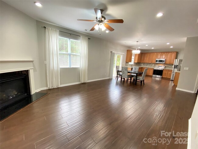 7306 Lamplighter Close Dr in Matthews, NC - Building Photo - Building Photo