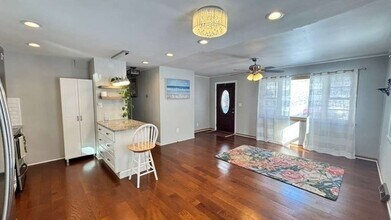 48 High St in Westborough, MA - Building Photo - Building Photo