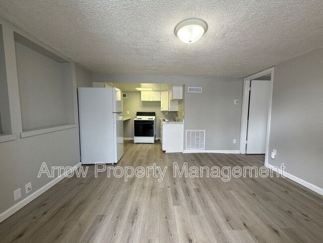 property at 2840 Starr St