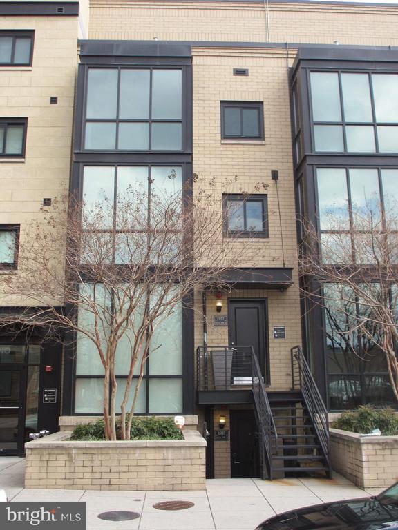 property at 1937 12th St NW