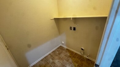 5419 Woodard Ridge Dr in Bakersfield, CA - Building Photo - Building Photo