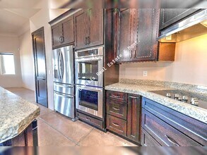 4041 Larkspur Rd in Tucson, AZ - Building Photo - Building Photo