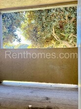7425 Charmant Dr in San Diego, CA - Building Photo - Building Photo