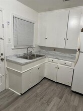 3203 Bertrand Ave in Dallas, TX - Building Photo - Building Photo