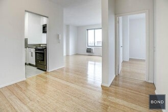 520 Second Avenue in New York, NY - Building Photo - Building Photo