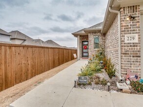 229 Town Pk Ave in Princeton, TX - Building Photo - Building Photo