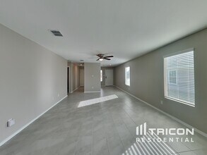 11827 Mancos Trl in Rhome, TX - Building Photo - Building Photo