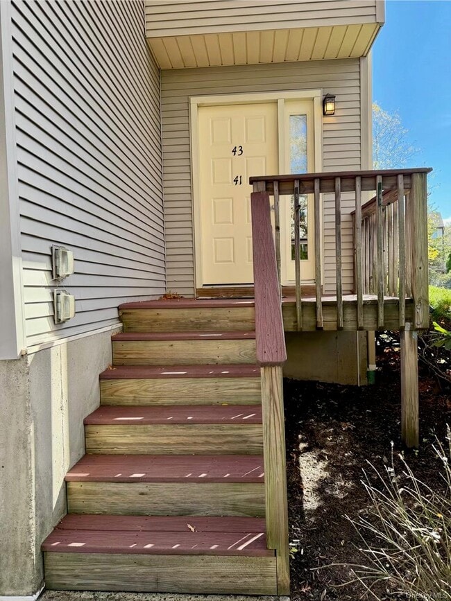 41 Vista Dr in Nanuet, NY - Building Photo - Building Photo