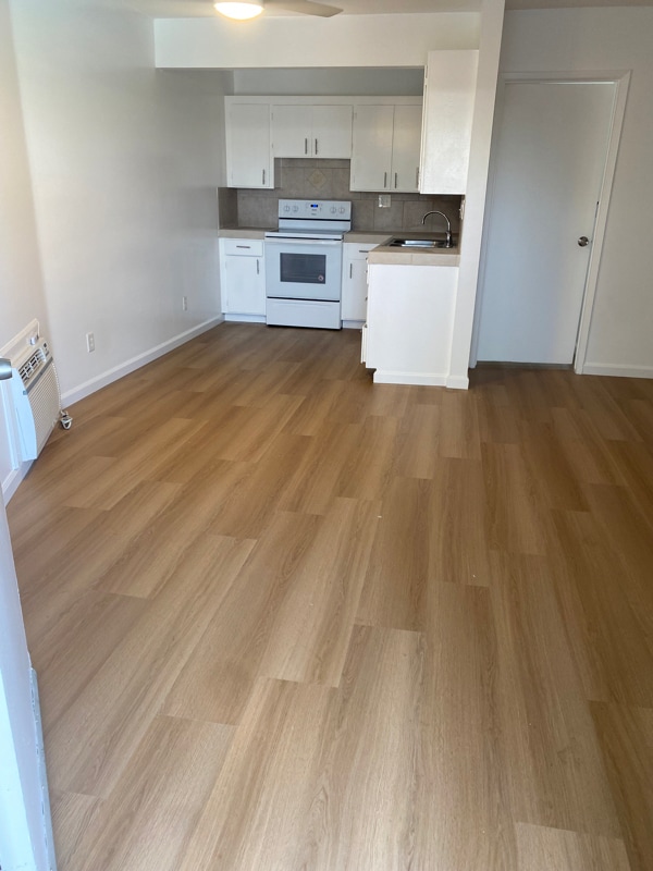 444 E Rowland St in Covina, CA - Building Photo - Building Photo