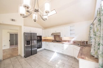 11323 Caminito La Torre in San Diego, CA - Building Photo - Building Photo