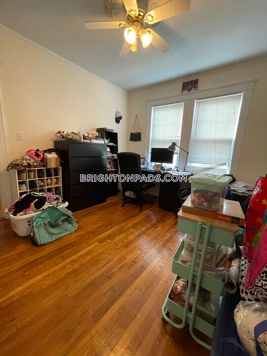 44 Fairbanks St-Unit -3 in Boston, MA - Foto de edificio