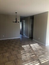 103 Old Spring Hill Ln in Fuquay Varina, NC - Building Photo - Building Photo