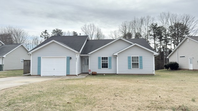 6911 Oak Bend Trail in Greensboro, NC - Building Photo