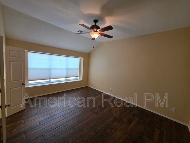 property at 1209 Shadow Lakes Blvd