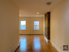 WEST BROADWAY, Unit 3FL in New York, NY - Building Photo - Building Photo