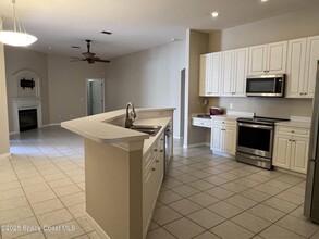 943 Carriage Hill Rd in Melbourne, FL - Building Photo - Building Photo