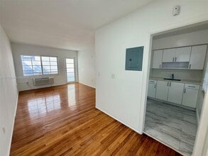 1615 Jefferson Ave in Miami Beach, FL - Building Photo - Building Photo