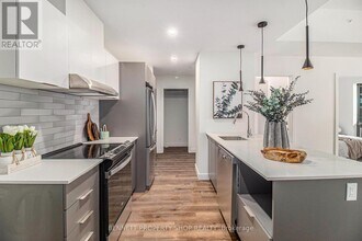 600-600 Mountaineer Private in Ottawa, ON - Building Photo - Building Photo