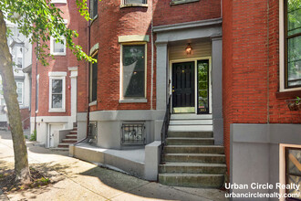 383 Meridian St, Unit 1 in Boston, MA - Building Photo - Building Photo