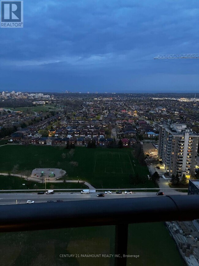 property at 448 Burnhamthorpe Rd W