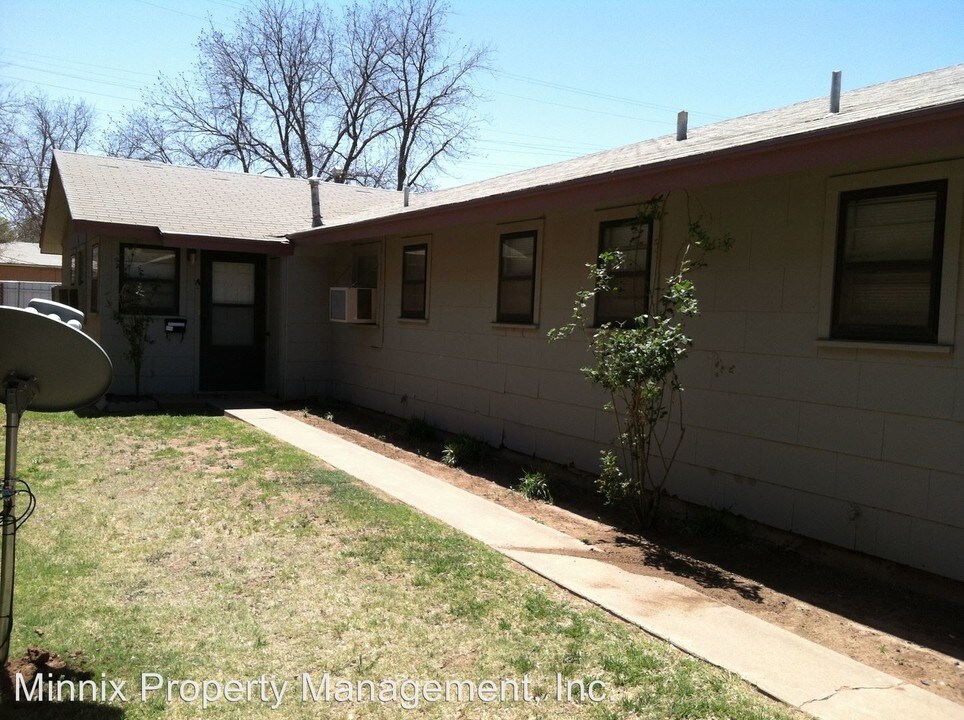 3217 35th St in Lubbock, TX - Foto de edificio
