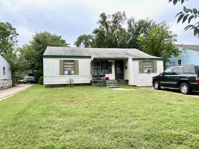 property at 2520 NW 41st St