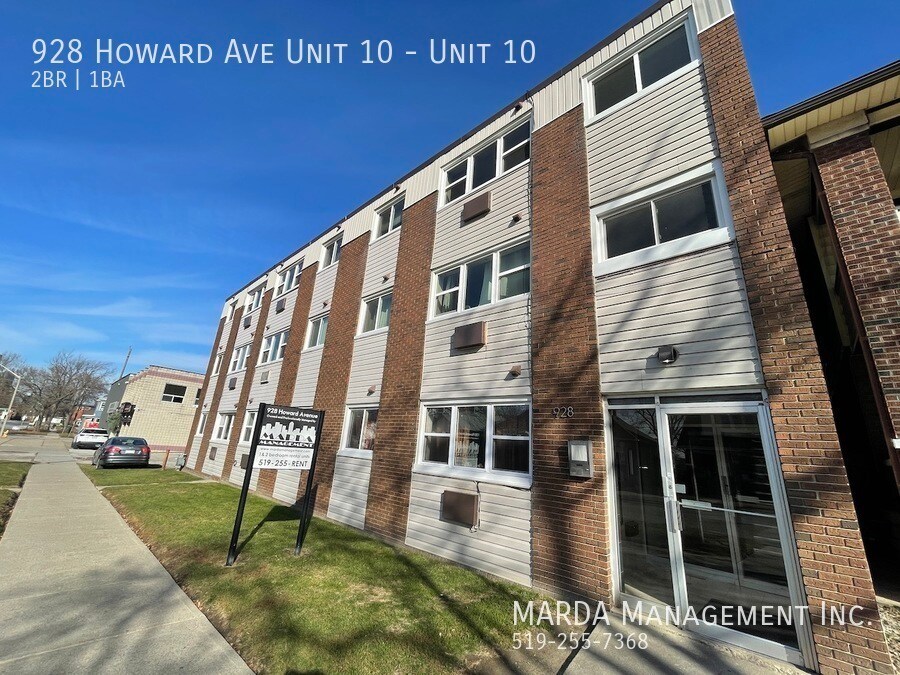 928 Howard Ave in Windsor, ON - Building Photo