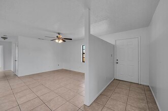 1710 Ave L in Fort Pierce, FL - Building Photo - Building Photo